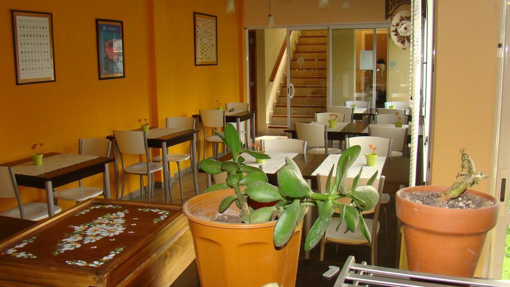 Hosteria Magnolia Villa Gesell Exterior photo